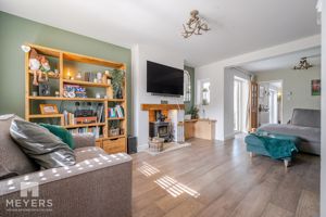 Sitting Room- click for photo gallery